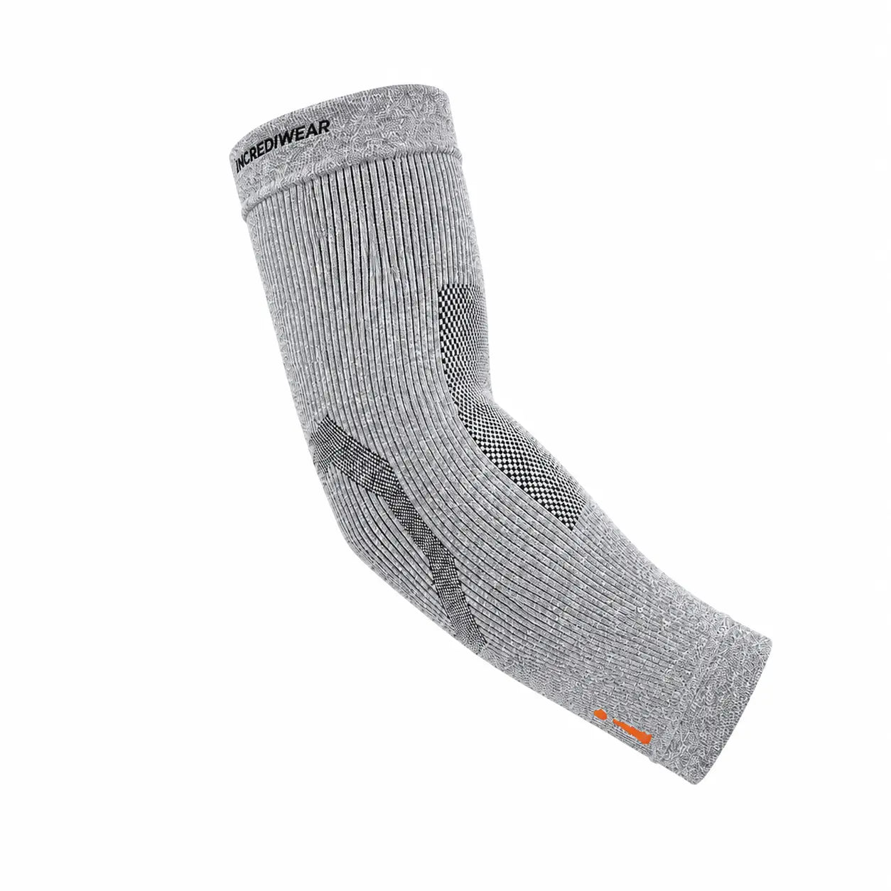 IncrediWear rokav za komolec – siv, na modelu, pogled od spredaj