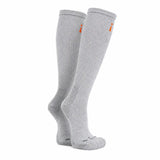 IncrediWear terapevtske dokolenke – sive z oranžnimi poudarki, na modelu