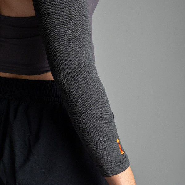 arm sleeve charcoal elbow support detail incrediwear