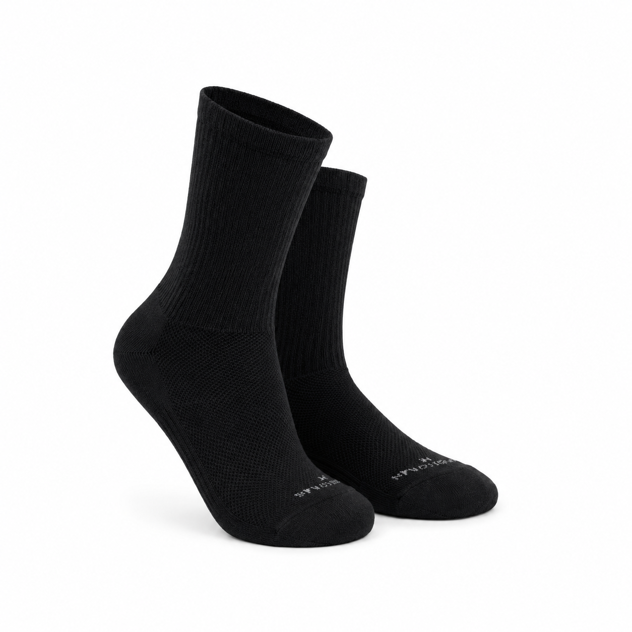 IncrediWear cirkulacijske nogavice CREW – črne, na modelu, pogled od spredaj